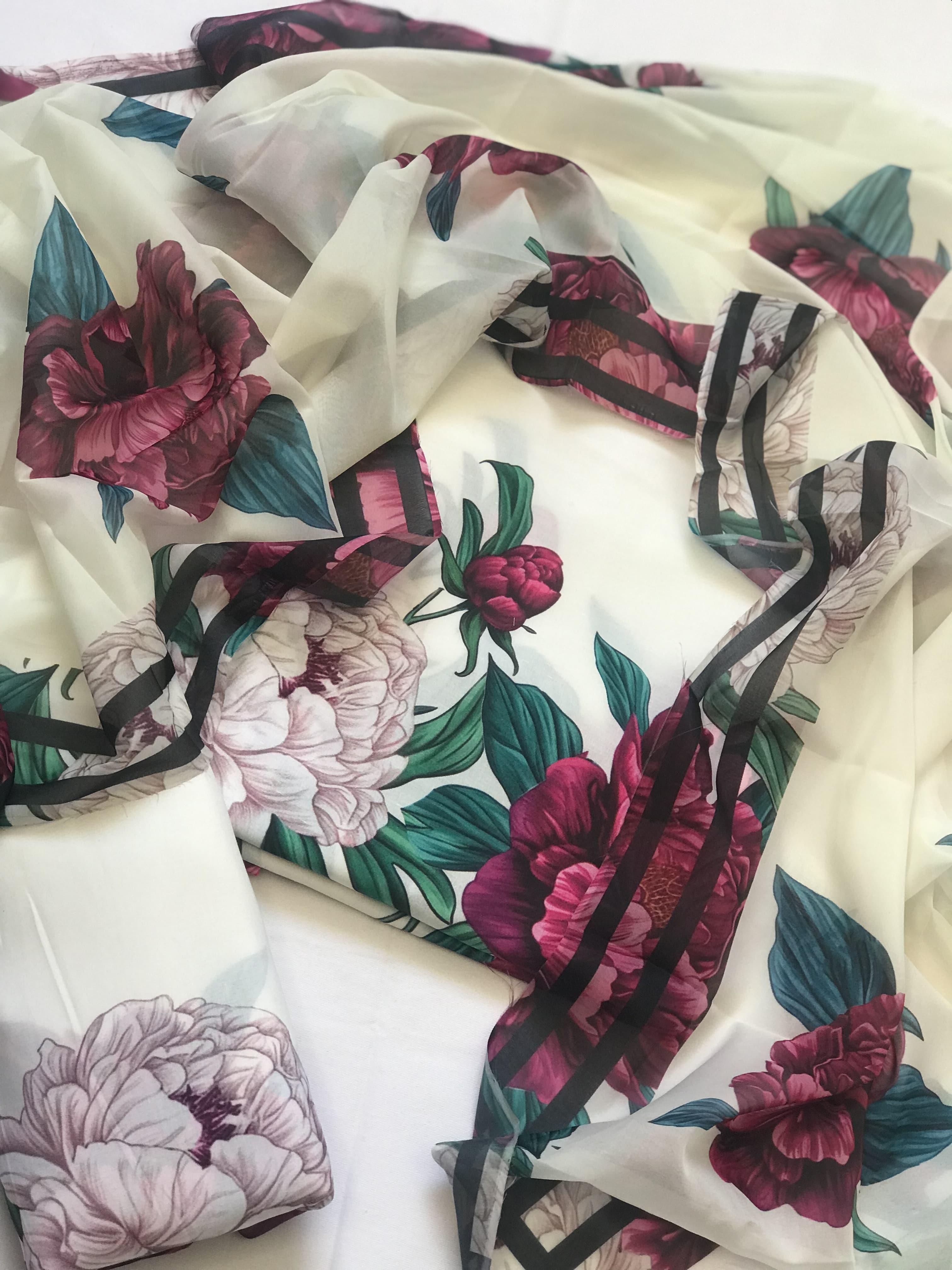 Digital Printed 3 Piece Swiss Lawn With Silk Dupatta 02