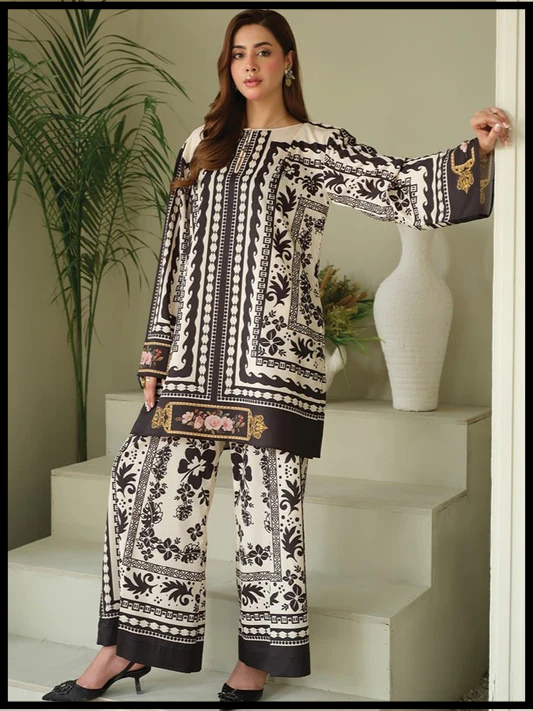 Digital Printed 3 Piece Swiss Lawn With Silk Dupatta 92