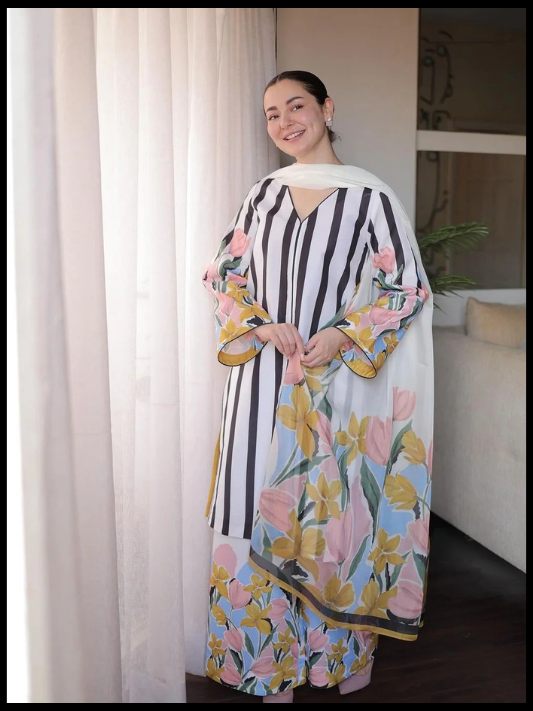Hania Amir Digital Printed 3 Piece Swiss Lawn With Voile Lawn Dupatta 87
