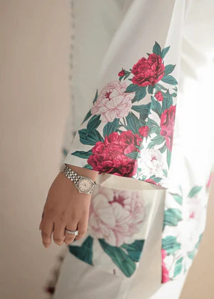 Digital Printed 3 Piece Swiss Lawn With Silk Dupatta 02